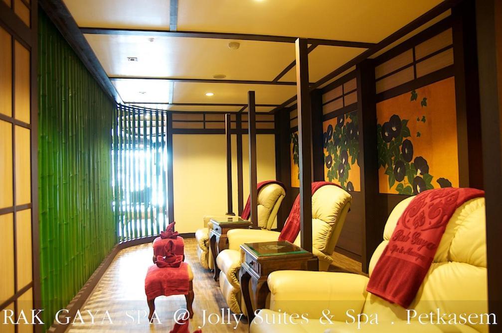 Jolly Suites&Spa Petkasem Haōhng Khēm Εξωτερικό φωτογραφία