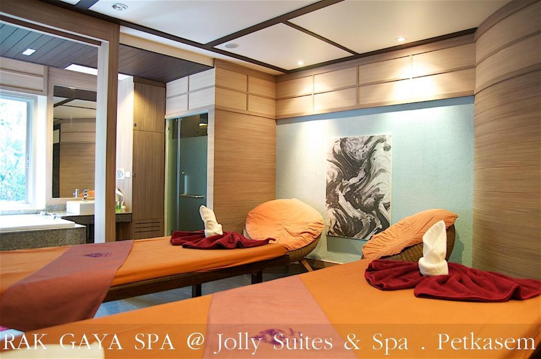 Jolly Suites&Spa Petkasem Haōhng Khēm Εξωτερικό φωτογραφία
