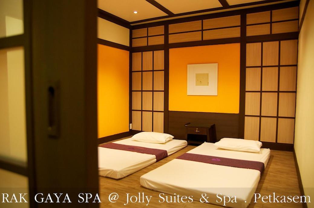 Jolly Suites&Spa Petkasem Haōhng Khēm Εξωτερικό φωτογραφία